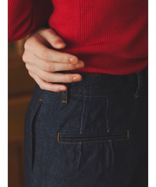anuans（アニュアンス）の「スリムフィットストレートデニム（デニムパンツ・レディース・インディゴブルー/モカ・0/1/2）」の11枚目の写真