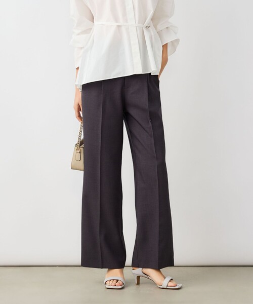 NOLLEY’S Sophi（ノーリーズソフィ）の「《セットアップ対応》ウォッシャブルドライシャークタックワイドパンツ（その他パンツ・レディース・グレイッシュベージュ/チャコールグレー・38/36/34）」の7枚目の写真