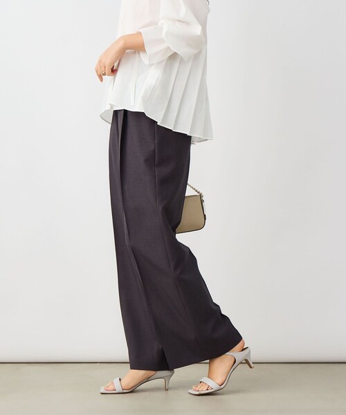 NOLLEY’S Sophi（ノーリーズソフィ）の「《セットアップ対応》ウォッシャブルドライシャークタックワイドパンツ（その他パンツ・レディース・グレイッシュベージュ/チャコールグレー・38/36/34）」の8枚目の写真