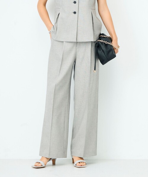 NOLLEY’S Sophi（ノーリーズソフィ）の「《セットアップ対応》ウォッシャブルドライシャークタックワイドパンツ（その他パンツ・レディース・グレイッシュベージュ/チャコールグレー・38/36/34）」の16枚目の写真