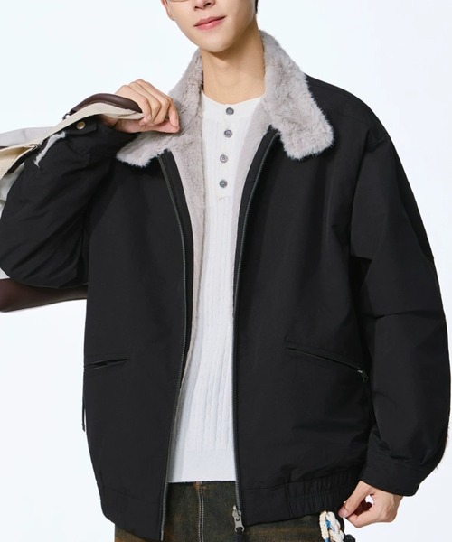 ARULE（アルール）の「A'GEM/9 × .kom『ARULE/アルール』Boa Lined Stand Collar Zip Blouson/ボアライニングスタンドカラージップブルゾン（ブルゾン・メンズ・ブラック・L）」の8枚目の写真