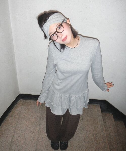 AMESWORLDWIDE(アメスワールドワイド)の「FRILL LAYERED LONGSLEEVE TEE GREY(Tシャツ/カットソー・レディース・その他・FREE)」の2枚目の写真