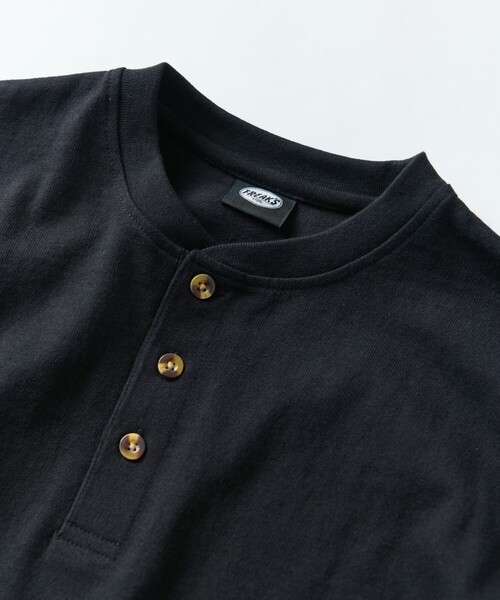 FREAK'S STORE(フリークスストア)の「限定展開 9オンス Heavyweight ビッグシルエット ヘンリーネックTシャツ ヘビーウェイト(Tシャツ/カットソー・メンズ・ホワイト/ネイビー/アッシュグレー/ブラウン/グレイッシュベージュ/ブラック/スミクロ・LARGE/MEDIUM/SMALL/X-SMALL)」の10枚目の写真