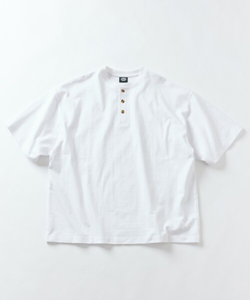 FREAK'S STORE(フリークスストア)の「限定展開 9オンス Heavyweight ビッグシルエット ヘンリーネックTシャツ ヘビーウェイト(Tシャツ/カットソー・メンズ・ホワイト/ネイビー/アッシュグレー/ブラウン/グレイッシュベージュ/ブラック/スミクロ・LARGE/MEDIUM/SMALL/X-SMALL)」の16枚目の写真