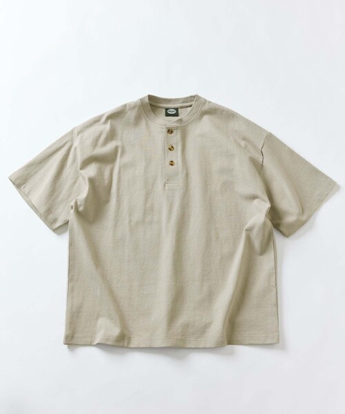 FREAK'S STORE(フリークスストア)の「限定展開 9オンス Heavyweight ビッグシルエット ヘンリーネックTシャツ ヘビーウェイト(Tシャツ/カットソー・メンズ・ホワイト/ネイビー/アッシュグレー/ブラウン/グレイッシュベージュ/ブラック/スミクロ・LARGE/MEDIUM/SMALL/X-SMALL)」の18枚目の写真