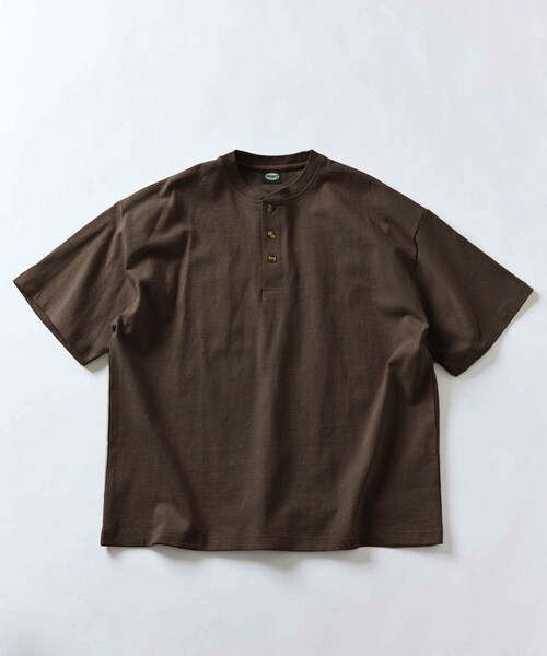 FREAK'S STORE(フリークスストア)の「限定展開 9オンス Heavyweight ビッグシルエット ヘンリーネックTシャツ ヘビーウェイト(Tシャツ/カットソー・メンズ・ホワイト/ネイビー/アッシュグレー/ブラウン/グレイッシュベージュ/ブラック/スミクロ・LARGE/MEDIUM/SMALL/X-SMALL)」の20枚目の写真