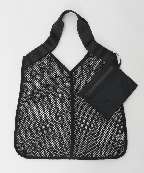 martinique(マルティニーク)の「【SPEEDO/スピード】 Mesh Tote(トートバッグ・レディース・キャメル/ブラック・FREE)」の1枚目の写真