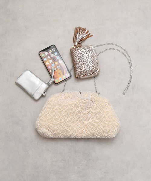 cache cache（カシュ カシュ）の「カシュカシュ cachecache / パール調ビーズ口金バッグ（クラッチバッグ・レディース・ホワイト/ライトベージュ・FREE）」の12枚目の写真
