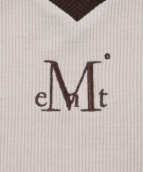 MUCENT(ムセント)の「【日本未発売/WEB限定】MUCENT(ムセント)/Vネック ライン クロップド ハーフ スリーブ Tシャツ/BINDING TRACK LINE HALF SLEEVE T(Tシャツ/カットソー・レディース・ネイビー/ベージュ/ブラック/ライトブルー・FREE)」の20枚目の写真