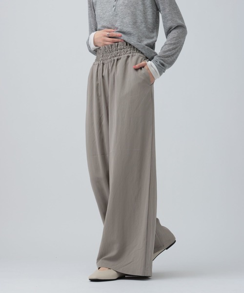 LEPSIM（レプシィム）の「ツイルギャザーワイドパンツ　630165（その他パンツ・レディース・グレイッシュベージュ/ブラック/グリーン系その他・FREE）」の17枚目の写真