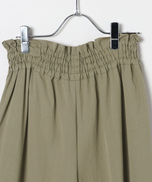 LEPSIM（レプシィム）の「ツイルギャザーワイドパンツ　630165（その他パンツ・レディース・グレイッシュベージュ/ブラック/グリーン系その他・FREE）」の11枚目の写真