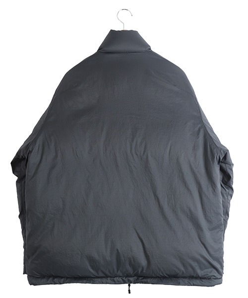 URU（ウル）の「URU / ウル：NYLON DOWN - DOWN JACKET：25FND01[COR]（ダウンジャケット/コート・メンズ・チャコールグレー・2）」の6枚目の写真