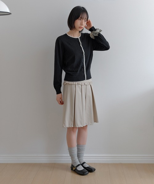 UNE MANSION(ユヌマンション)の「【羽織り・冷房・日除け対策に!】ラブリーレースベーシックニットカーディガン(カーディガン/ボレロ・レディース・ブラック/オートミール/スカイブルー・FREE)」の5枚目の写真