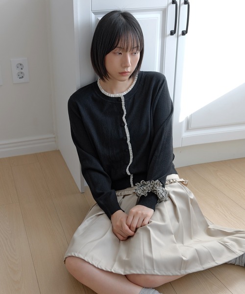 UNE MANSION(ユヌマンション)の「【羽織り・冷房・日除け対策に!】ラブリーレースベーシックニットカーディガン(カーディガン/ボレロ・レディース・ブラック/オートミール/スカイブルー・FREE)」の8枚目の写真