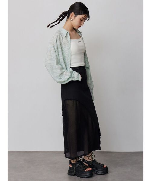 MURUA（ムルーア）の「メッシュスウィッチデニムスカート（デニムスカート・レディース・ブラック/ブルー・2/1）」の8枚目の写真