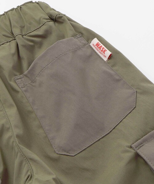 WASK（ワスク）の「バイカラーコンバーチブルパンツ（カーゴパンツ・キッズ・グリーン/ブラック・140cm/160cm/130cm/150cm）」の16枚目の写真