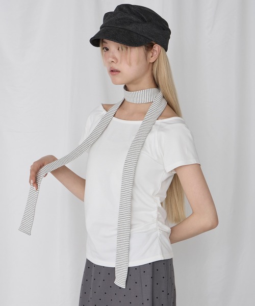 Unblend(アンブレンド)の「【Unblend】マフラーセット サイドギャザー ワンショルダー 2WAY アソート 半袖Tシャツ(Tシャツ/カットソー・レディース・ホワイト系/ブラック/ブラック系/チャコール/オフホワイト・FREE)」の9枚目の写真