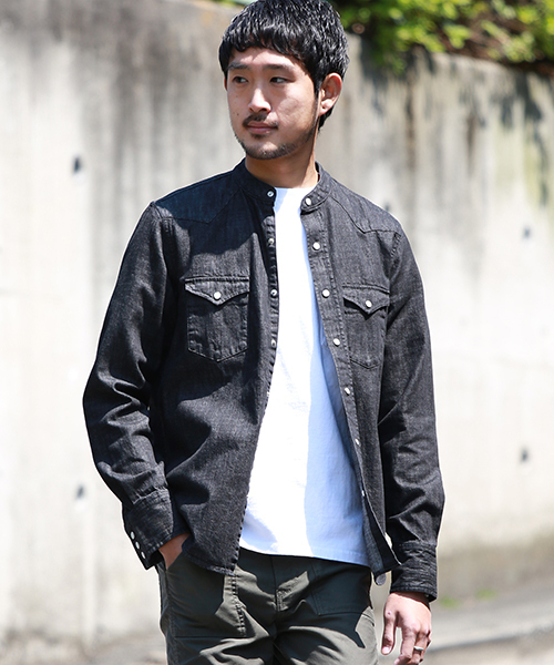 BEAMS(ビームス)の「<WEB限定>BEAMS / NEW STANDARD カラーレスデニムウエスタンシャツ(シャツ/ブラウス・メンズ・ブラック/インディゴブルー・MEDIUM/LARGE/SMALL/X-LARGE)」の2枚目の写真