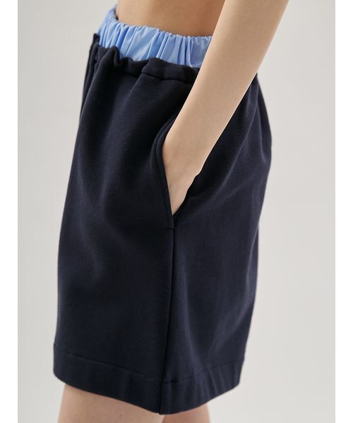 emmi（エミ）の「【em】レイヤードライクスウェットショートパンツ【セットアップ対応】（その他パンツ・レディース・ホワイト/ネイビー・F）」の18枚目の写真