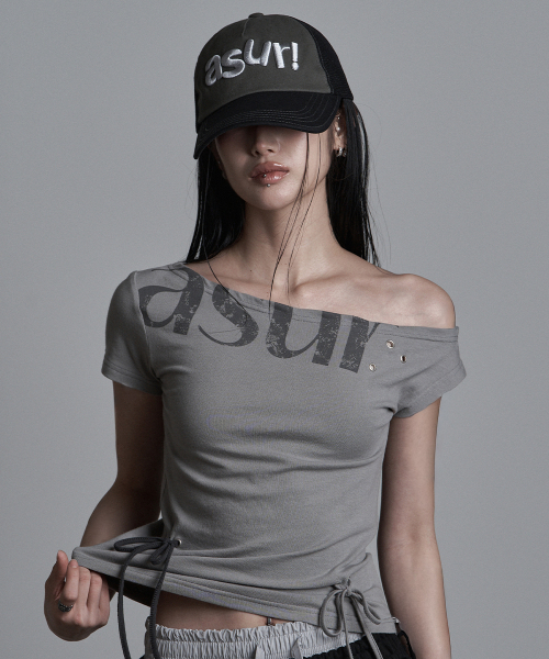 as you are(アズユーアー)の「パンチングアシンメトリーオフショルダーティーグレー(Tシャツ/カットソー・レディース・その他・OS)」の3枚目の写真