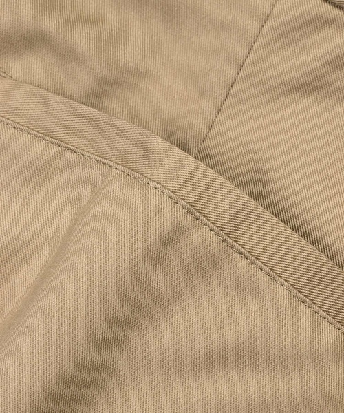 The DUFFER of ST.GEORGE（ザダファーオブセントジョージ）の「CREASE LINE WIDE CHINO：クリースライン ワイド チノパンツ（チノパンツ・メンズ・スミクロ/ベージュ・MEDIUM/X-LARGE/LARGE）」の15枚目の写真