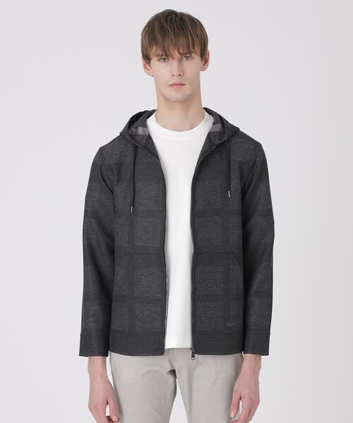 BLACK LABEL CRESTBRIDGE（ブラックレーベル・クレストブリッジ）の「シャドーチェックカラミパーカー（パーカー・メンズ・ライトグレー/ネイビー/チャコールグレー・M/XL/L）」の2枚目の写真