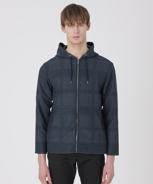 BLACK LABEL CRESTBRIDGE（ブラックレーベル・クレストブリッジ）の「シャドーチェックカラミパーカー（パーカー・メンズ・ライトグレー/ネイビー/チャコールグレー・M/XL/L）」の19枚目の写真