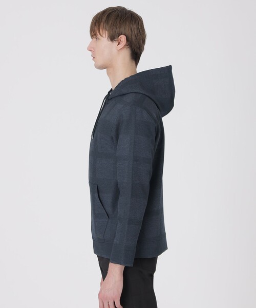 BLACK LABEL CRESTBRIDGE（ブラックレーベル・クレストブリッジ）の「シャドーチェックカラミパーカー（パーカー・メンズ・ライトグレー/ネイビー/チャコールグレー・M/XL/L）」の20枚目の写真