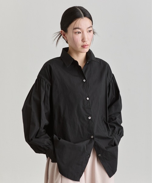 NUJOH(ヌゾ)の「Balloon Sleeve Cotton Shirt / バルーンスリーブコットンシャツ(シャツ/ブラウス・レディース・ライトブルー/ブラック/ホワイト・FREE)」の9枚目の写真