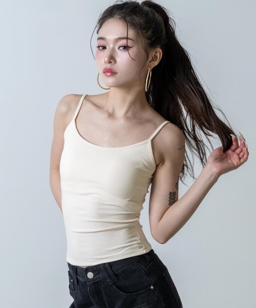 ANAP(アナップ)の「カップ付 バックオープン キャミソール(キャミソール・レディース・アイボリー/ブラック/ホワイト・F)」の10枚目の写真
