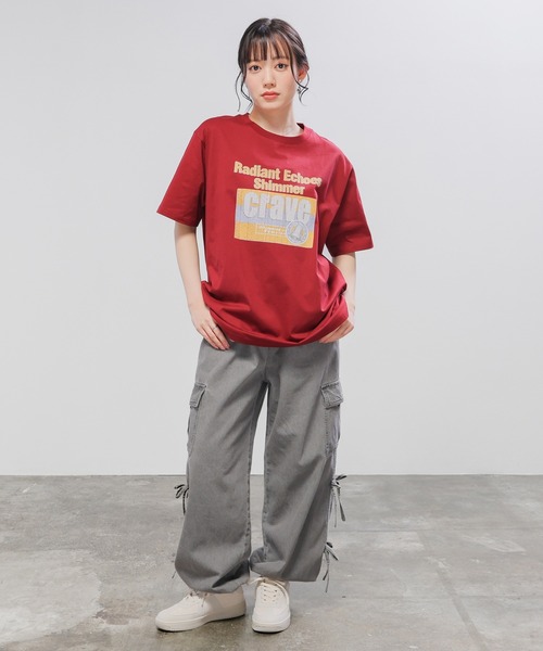 Honeys（ハニーズ）の「【ＵＶカット】ロゴビッグＴシャツ（Tシャツ/カットソー・レディース・レッド/スミクロ/ベージュ/アイボリー/グレイッシュブルー・L/M/S）」の15枚目の写真