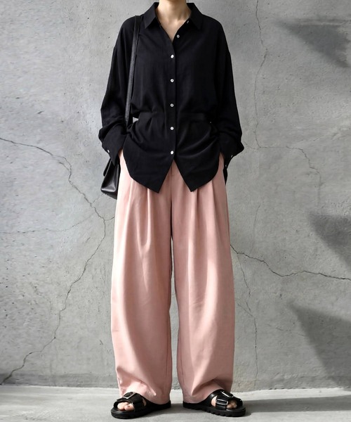 antiqua(アンティカ)の「ワイド タックパンツ(その他パンツ・レディース・ライム/ピンク/パープル/ブラック・MEDIUM/LARGE)」の15枚目の写真