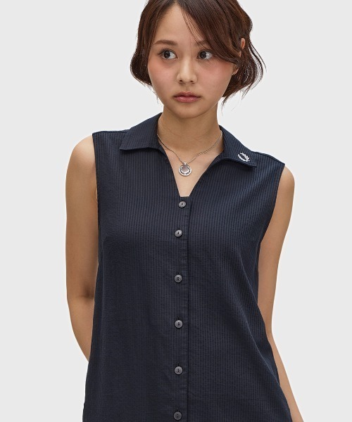 FRED PERRY(フレッドペリー)の「Sheer Stripe Sleeveless Dress/シアーストライプノースリーブワンピース(ワンピース・レディース・ブラック・8/10)」の3枚目の写真