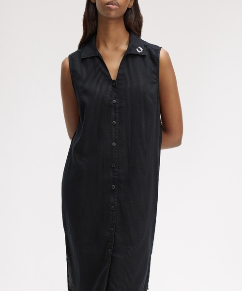 FRED PERRY(フレッドペリー)の「Sheer Stripe Sleeveless Dress/シアーストライプノースリーブワンピース(ワンピース・レディース・ブラック・8/10)」の6枚目の写真