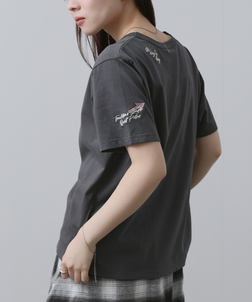 NAVY（ネイビー）の「ベーシックプリントT1（Tシャツ/カットソー・レディース・グレー/チャコールグレー/ホワイト系1/ホワイト系2・M/L）」の13枚目の写真