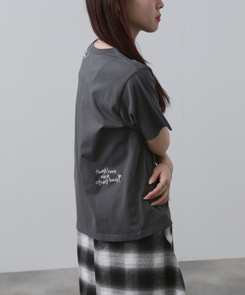 NAVY（ネイビー）の「ベーシックプリントT1（Tシャツ/カットソー・レディース・グレー/チャコールグレー/ホワイト系1/ホワイト系2・M/L）」の14枚目の写真
