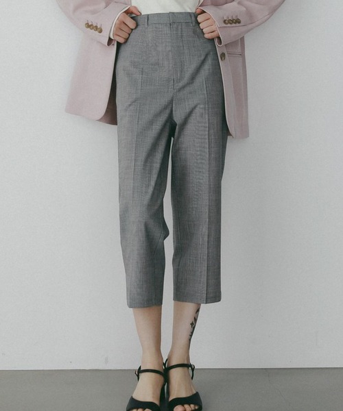 A part by(アパートバイ)の「カプリパンツ(その他パンツ・レディース・ブラック/グレー・FREE)」の1枚目の写真