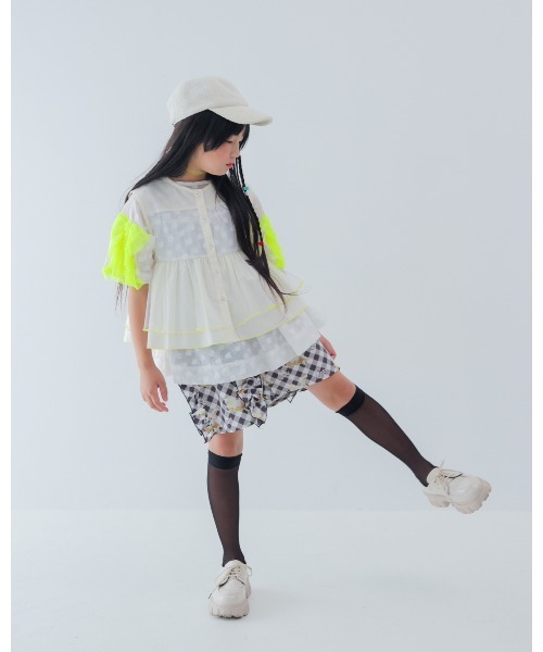 unica(ユニカ)の「aiphabetオーガンジーベスト(ベスト・キッズ・ブラック/オフホワイト・XL/L)」の11枚目の写真