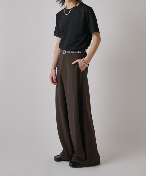 Lui's（ルイス）の「ダブルクロスタックワイドパンツ（スラックス・メンズ・ブラック/ブラウン/ベージュ・S/M）」の14枚目の写真