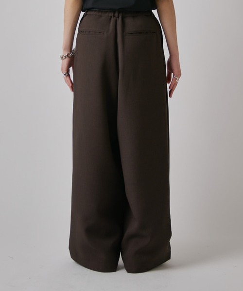 Lui's（ルイス）の「ダブルクロスタックワイドパンツ（スラックス・メンズ・ブラック/ブラウン/ベージュ・S/M）」の12枚目の写真