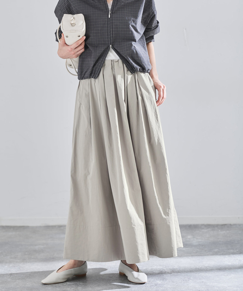 IENA（イエナ）の「ウォッシャブル タフタギャザーフレアスカート（スカート・レディース・ブラック/ホワイト/ベージュ・34/36/38）」の5枚目の写真