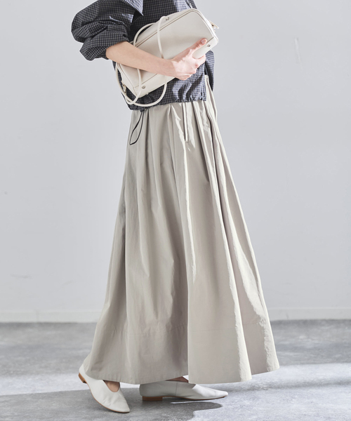 IENA（イエナ）の「ウォッシャブル タフタギャザーフレアスカート（スカート・レディース・ブラック/ホワイト/ベージュ・34/36/38）」の8枚目の写真