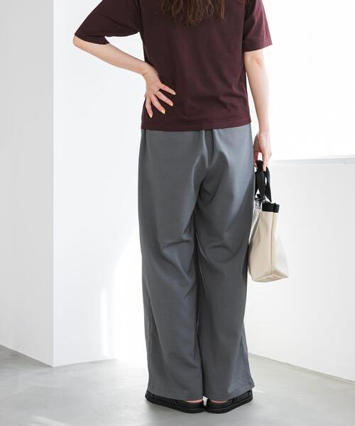 URBAN RESEARCH DOORS（アーバンリサーチドアーズ）の「『UR TECH』完声/涼ギャザーワイドパンツ（その他パンツ・レディース・ベージュ/グレー・SMALL/MEDIUM/LARGE）」の20枚目の写真