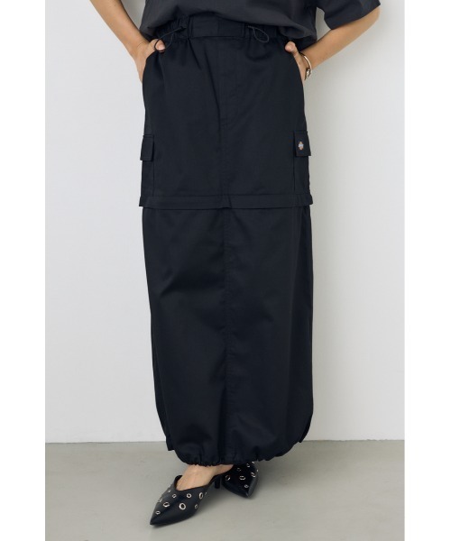 AZUL by moussy（アズールバイマウジー）の「【Dickies×AZUL】カーゴスカート（スカート・レディース・カーキ/ブラック・MEDIUM/SMALL）」の4枚目の写真