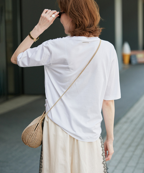 VERMEIL par iena（ヴェルメイユパーイエナ）の「ディオラマ クルーネック Tシャツ（Tシャツ/カットソー・レディース・ブラック/ホワイト・FREE）」の17枚目の写真