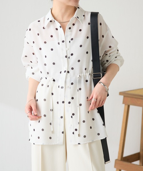 COLLAGE GALLARDAGALANTE（コラージュガリャルダガランテ）の「ドロストシェイプシアーシャツ/WEB限定カラー展開（シャツ/ブラウス・レディース・オフホワイト/ピンク/ネイビー/カーキ・FREE）」の7枚目の写真