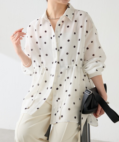 COLLAGE GALLARDAGALANTE（コラージュガリャルダガランテ）の「ドロストシェイプシアーシャツ/WEB限定カラー展開（シャツ/ブラウス・レディース・オフホワイト/ピンク/ネイビー/カーキ・FREE）」の6枚目の写真