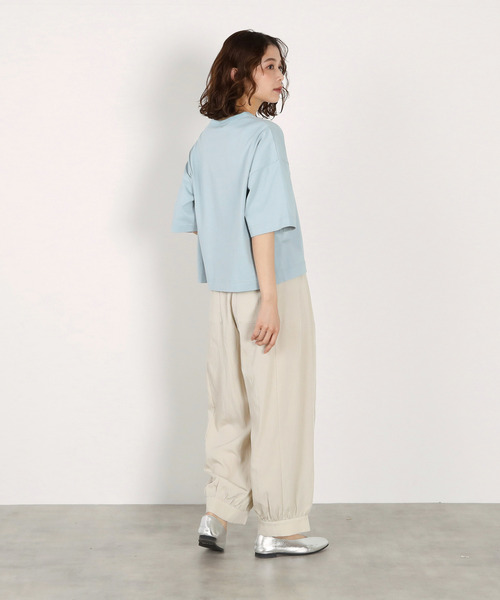LOGEMENT DE CLAIRE(ロジュモンドクレール)の「5分袖モックネックTシャツ(Tシャツ/カットソー・レディース・ダークブラウン/ライトピンク/オフホワイト/ブルー系その他・FREE)」の7枚目の写真