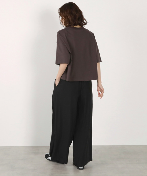 LOGEMENT DE CLAIRE(ロジュモンドクレール)の「5分袖モックネックTシャツ(Tシャツ/カットソー・レディース・ダークブラウン/ライトピンク/オフホワイト/ブルー系その他・FREE)」の16枚目の写真