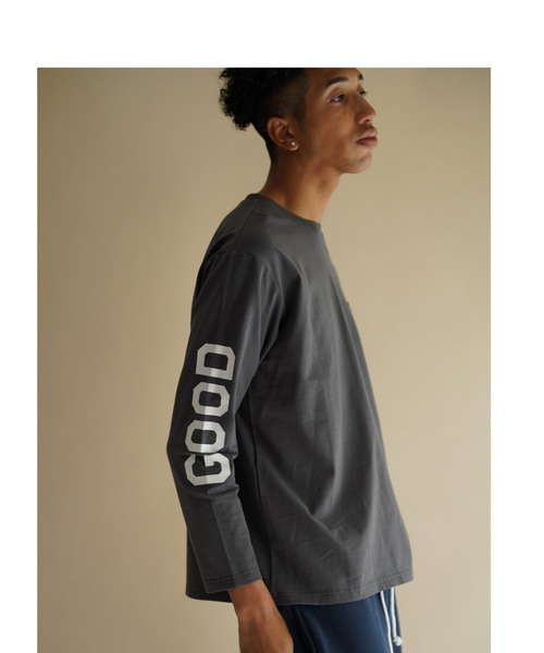 Catchup(ケチャップ)の「【2026SS】CATCHUP CREW 15 ロングTシャツ(大人サイズ)【親子でお揃い】【ユニセックス】(Tシャツ/カットソー・レディース・チャコールグレー/レッド・M/S/L)」の8枚目の写真
